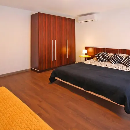 Holiday Flat Zoran Novigrad Cis011013 Cya Apartamento *