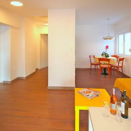 Holiday Flat Zoran Novigrad Cis011013 Cya Apartamento *